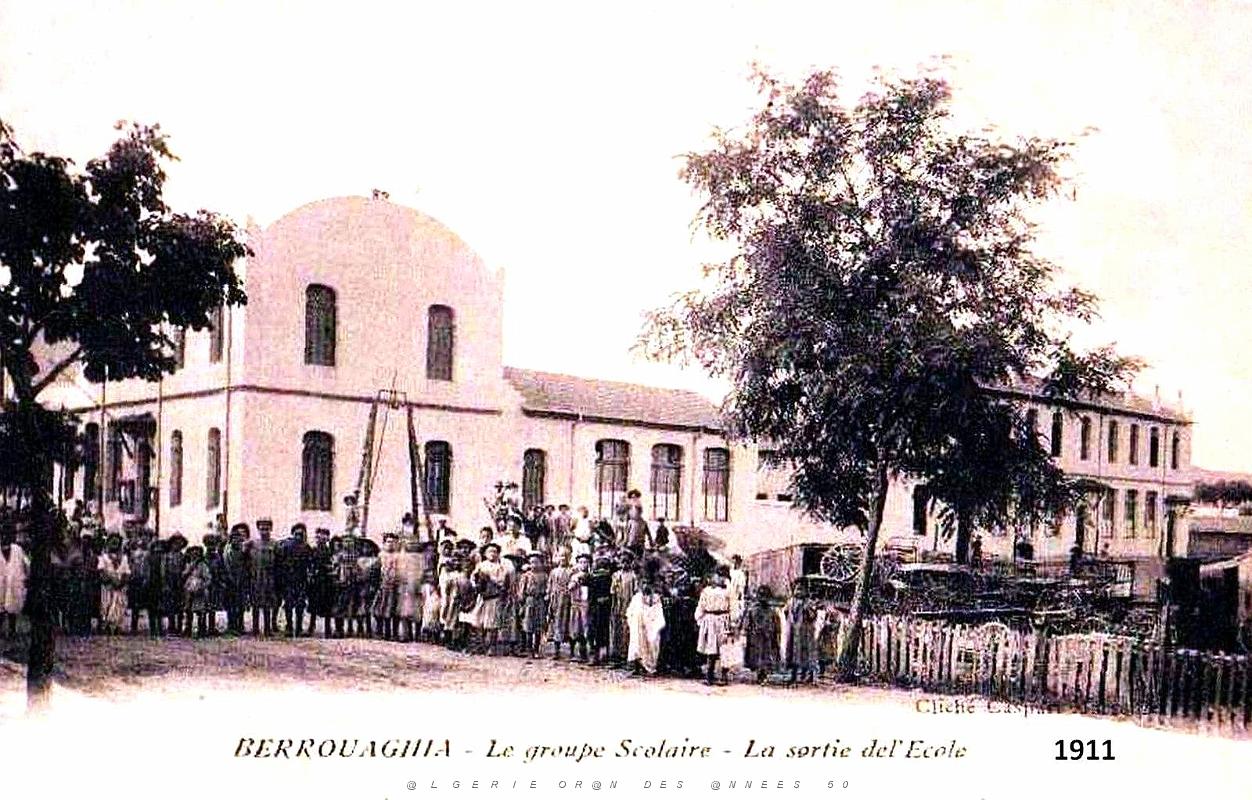 652- Berrouaghia - Groupe scolaire - 1911.jpg